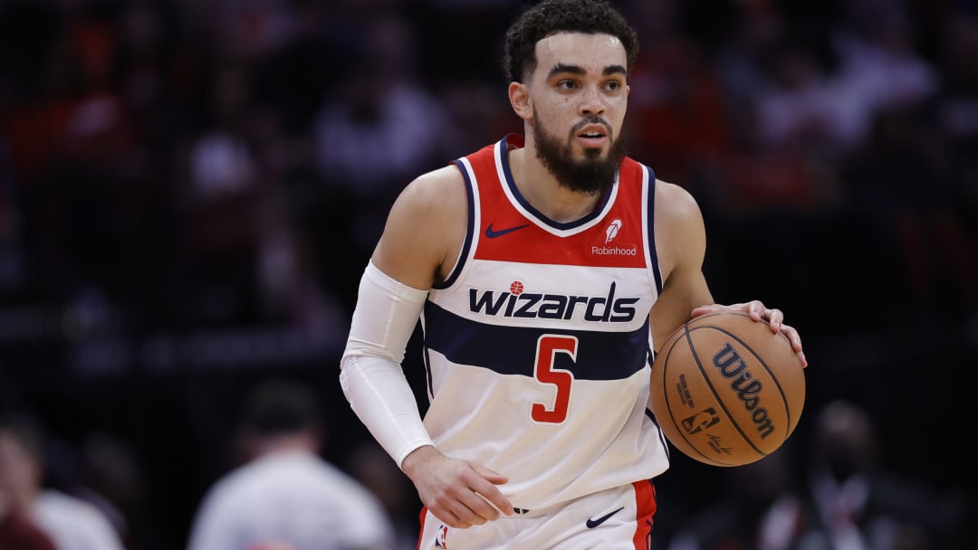 NBA传闻：太阳队签约资深控卫或成为休赛期的最大捡漏王
