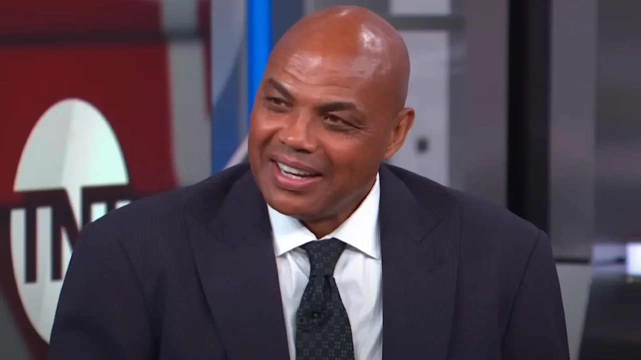 金钱至上无视球迷情感:查尔斯-巴克利猛烈批评NBA官方选择亚马逊而非TNT的决定 金钱至上无视球迷情感:查尔斯-巴克利猛烈批评NBA官方选择亚马逊而非TNT的决定