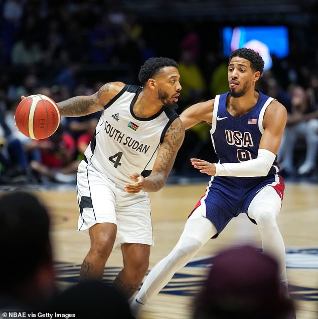 前NBA球星吉尔伯特-阿伦纳斯为其针对南苏丹的“种族主义”言论道歉1 前NBA球星吉尔伯特-阿伦纳斯为其针对南苏丹的“种族主义”言论道歉2