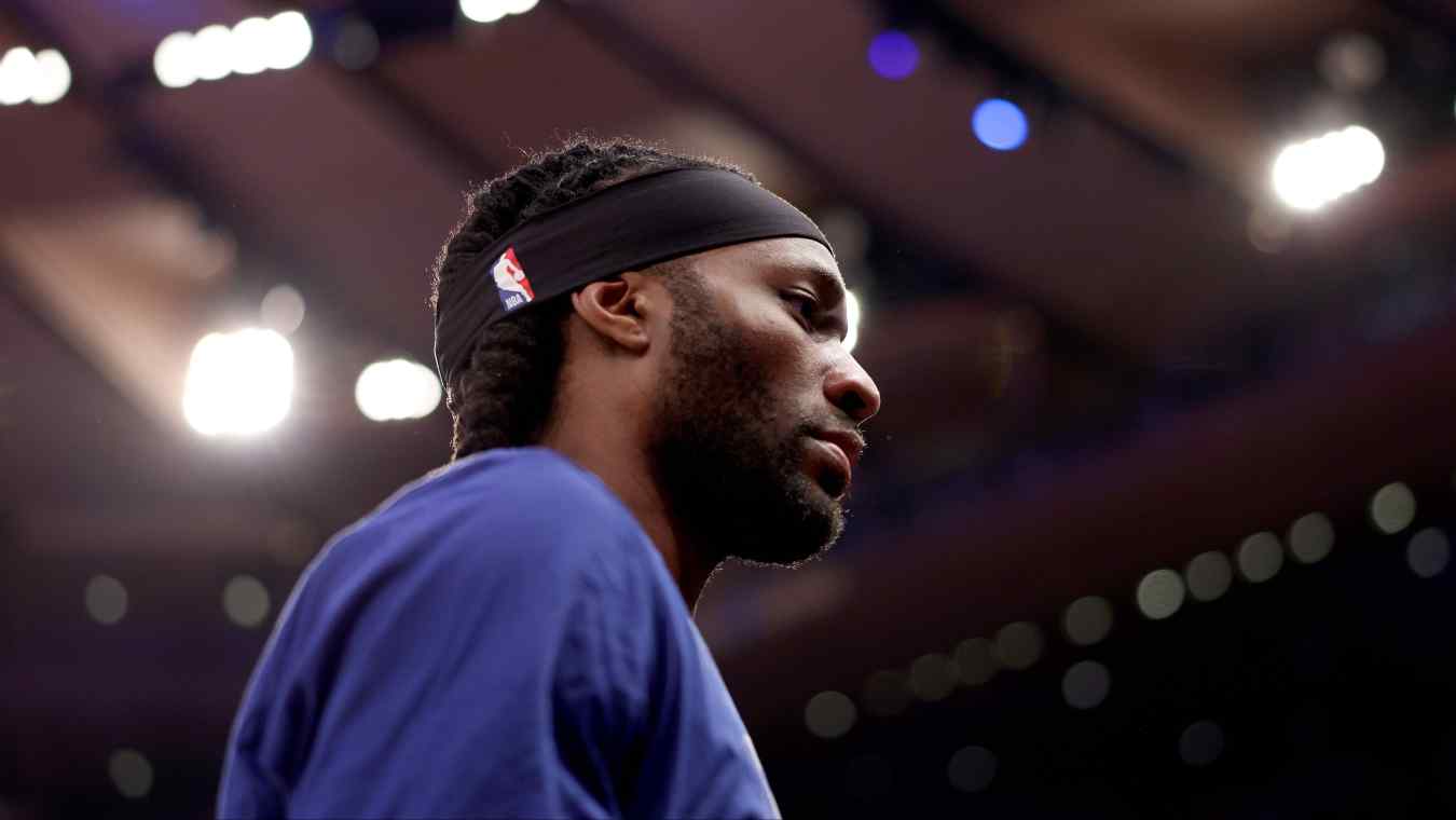 提议的交易让尼克斯获得勇士2200万美元的三届NBA冠军球员