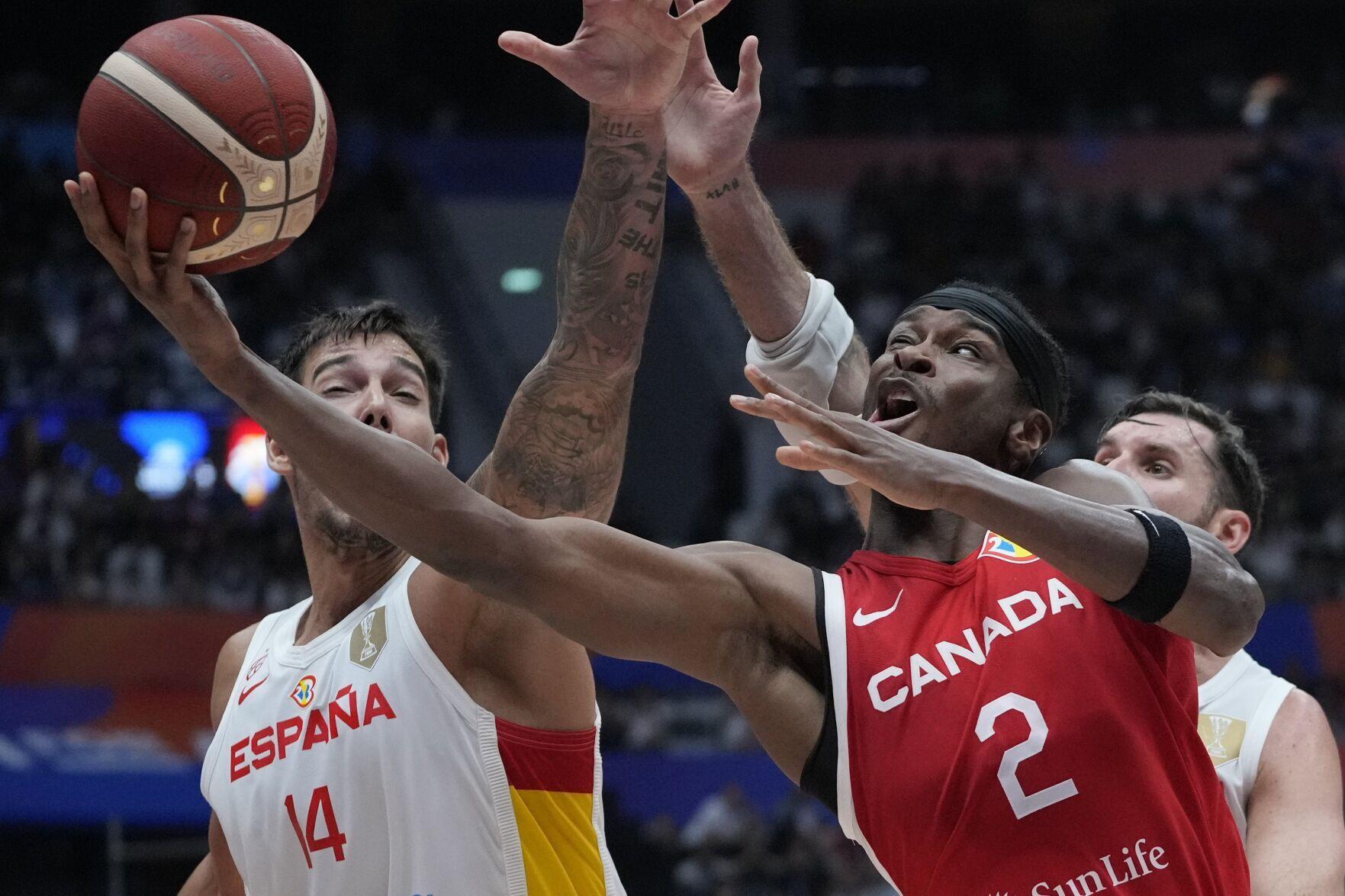 他被汉密尔顿高中的球队开除了现在他是NBA的超级巨星15