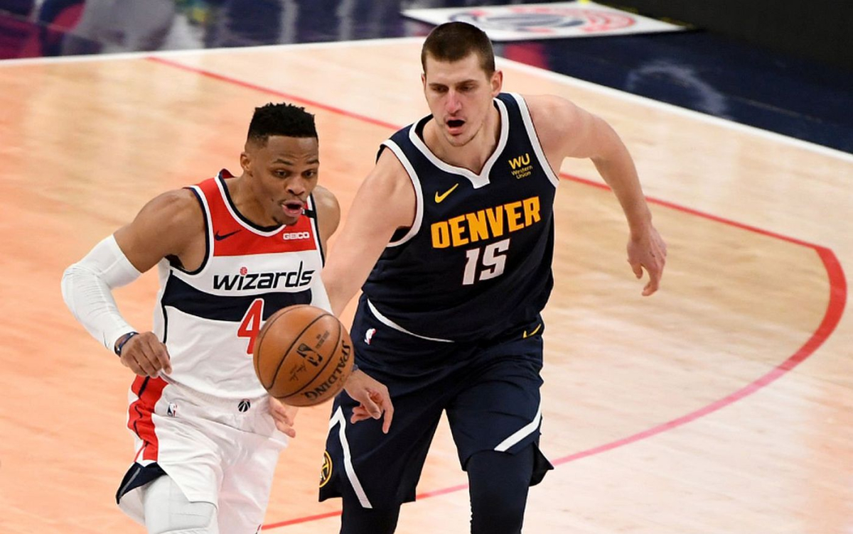 Russell Westbrook 放弃合同一半薪酬成为自由球员