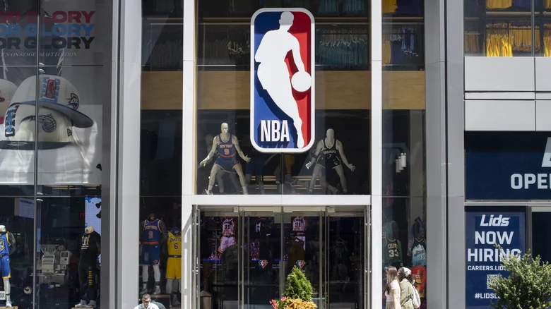 华纳兄弟探索频道竞标继续与NBA合作业务2