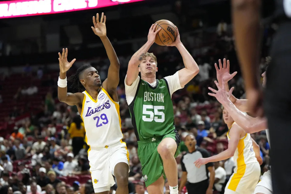 华纳兄弟探索旗下的TNT频道竞标NBA转播权匹配出价1 华纳兄弟探索旗下的TNT频道竞标NBA转播权匹配出价2