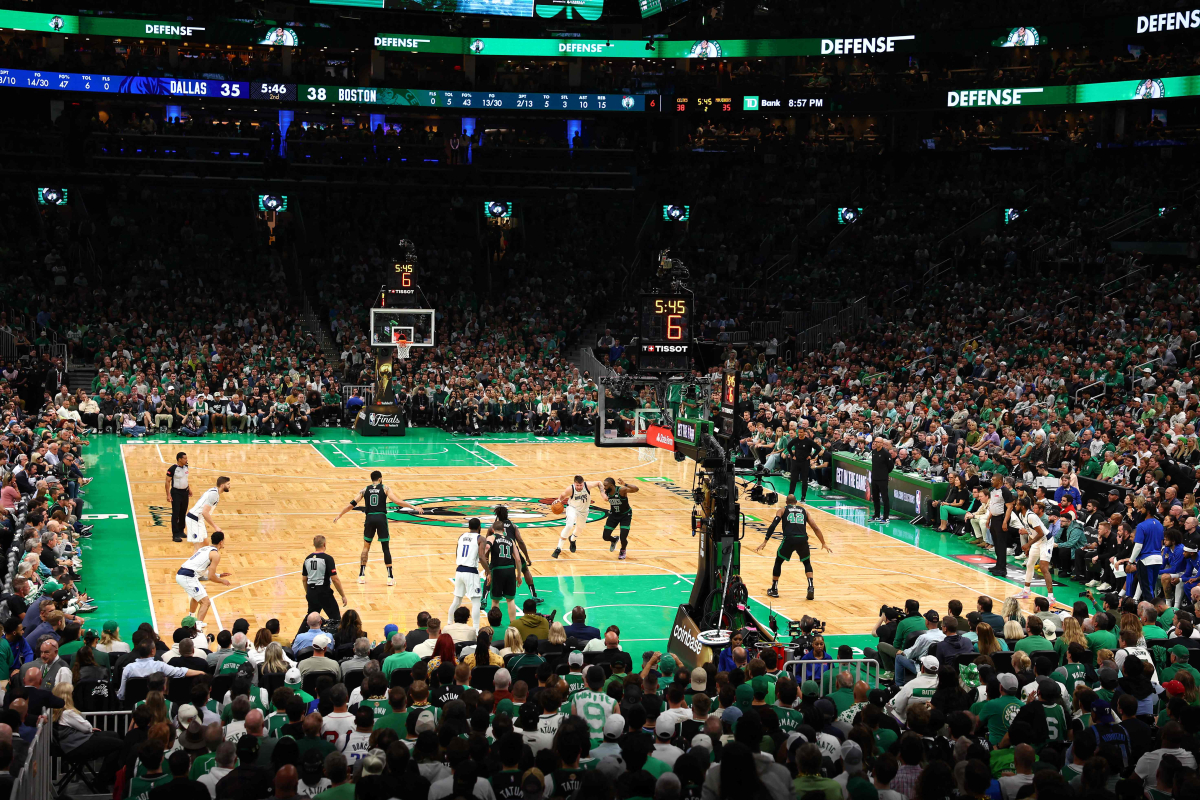 TNT  maches 亚马逊的 NBA 电视转播权报价，协议尚未达成