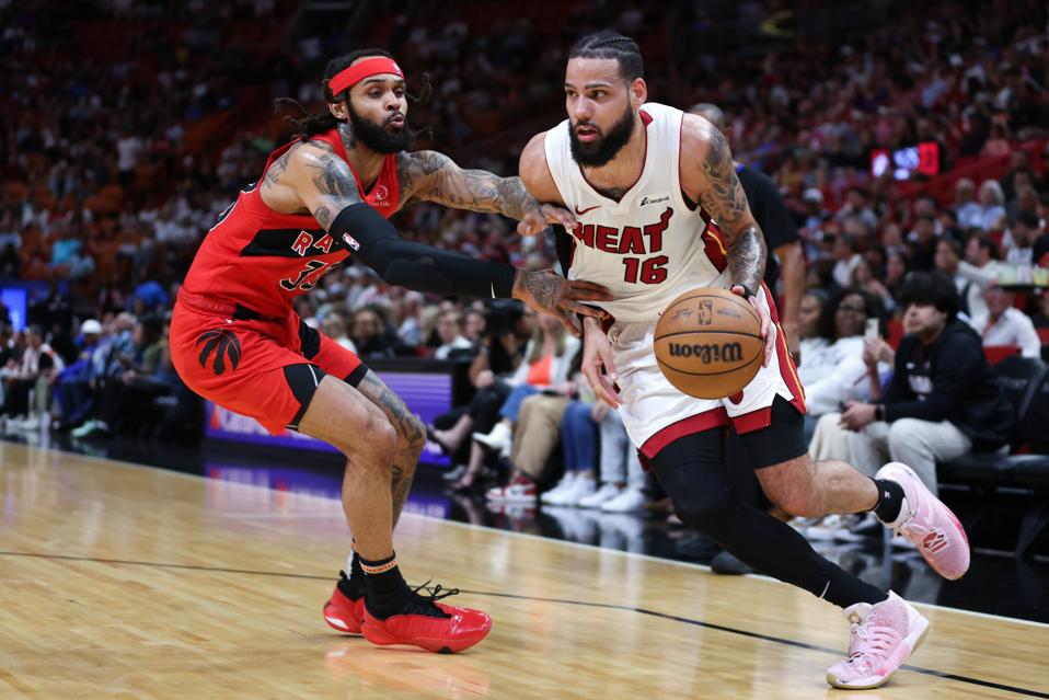 NBA的中产阶级在自由签约中学到了一些艰难的教训 NBA的中产阶级在自由签约中学到了一些艰难的教训