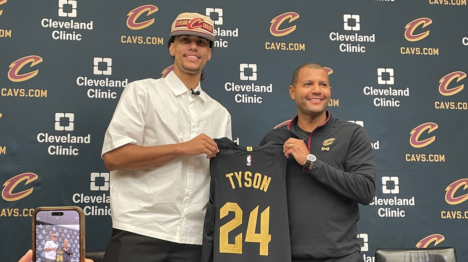 2024年NBA夏季联赛对Cavs的过度反应之最1 2024年NBA夏季联赛对Cavs的过度反应之最1