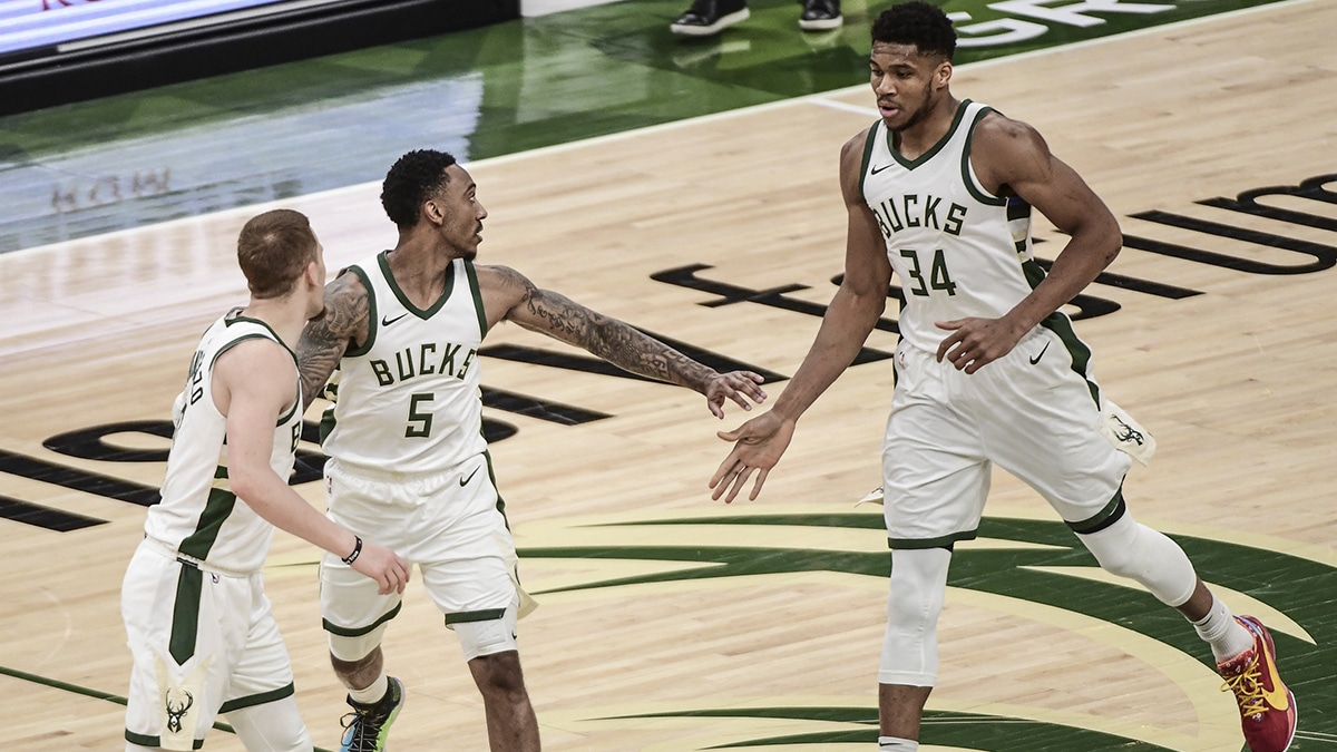 杰夫-蒂格透露为何字母哥在2021年NBA总决赛开始时表现失常1 杰夫-蒂格透露为何字母哥在2021年NBA总决赛开始时表现失常1