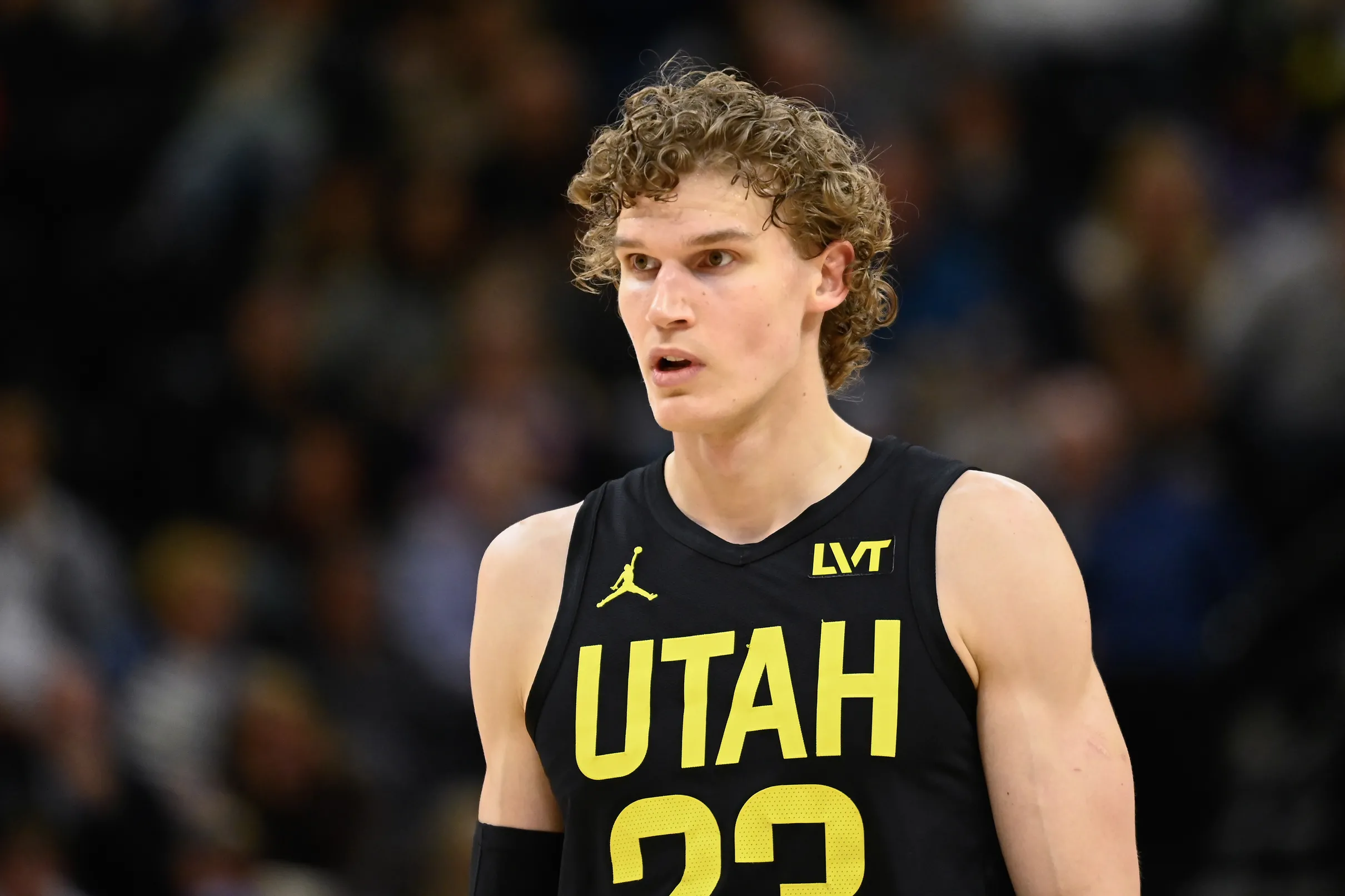 NBA交易传闻:劳里-马尔卡宁与勇士的交易谈判仍在进行中 NBA交易传闻:劳里-马尔卡宁与勇士的交易谈判仍在进行中