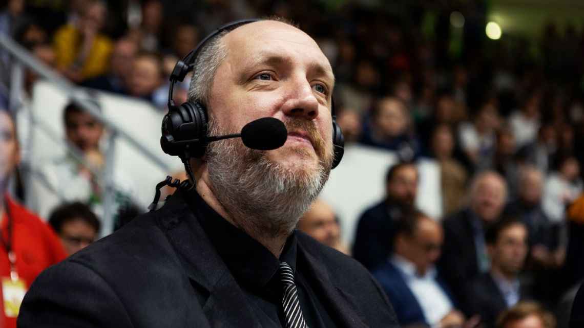 在温班亚马进入NBA选秀之前,还有弗雷德里克-韦斯1 在温班亚马进入NBA选秀之前,还有弗雷德里克-韦斯2