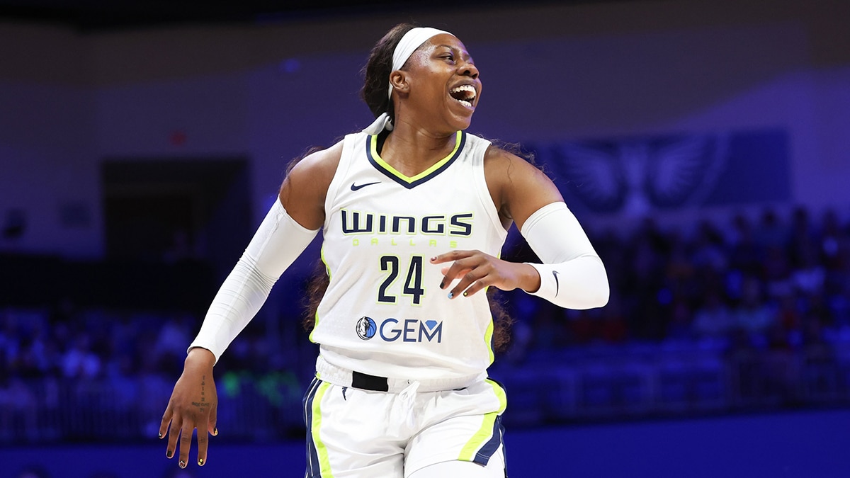 Wings的Arike Ogunbowale大胆宣告追求成为史上最伟大球员1 Wings的Arike Ogunbowale大胆宣告追求成为史上最伟大球员1