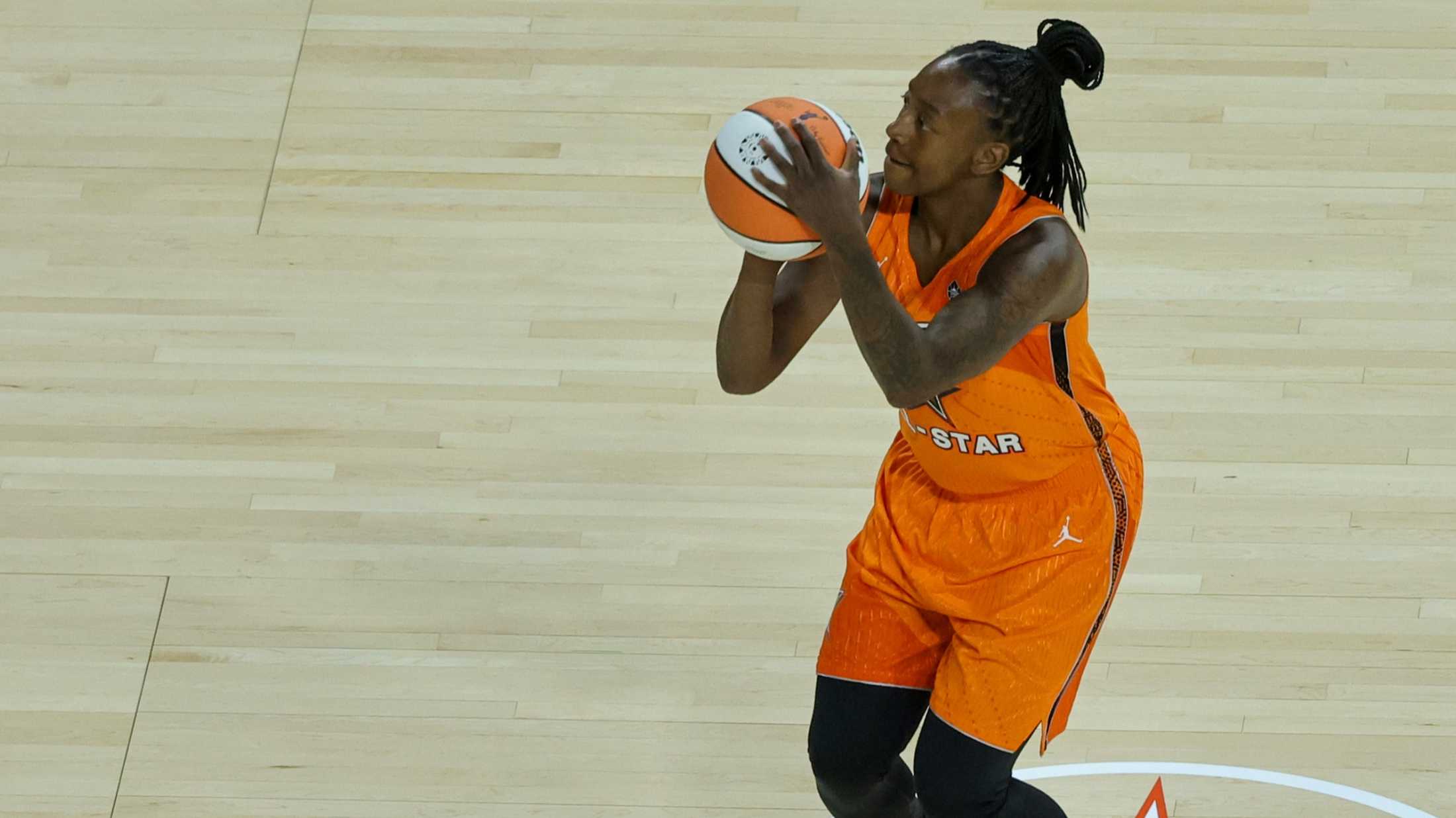 WNBA全明星赛历史上单人最高得分表现TOP5 WNBA全明星赛历史上单人最高得分表现TOP5