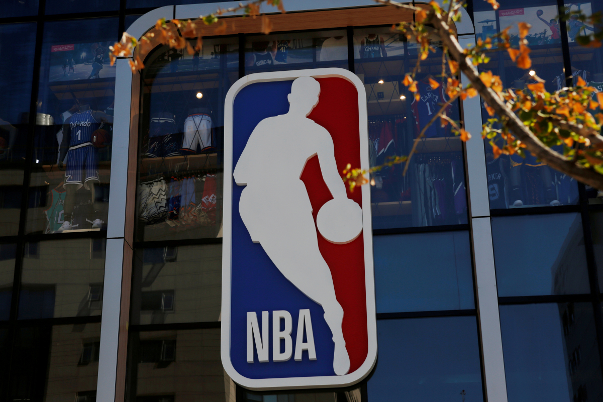 NBA协议中亚马逊将获得赛季中锦标赛和附加赛锦标赛 NBA协议中亚马逊将获得赛季中锦标赛和附加赛锦标赛